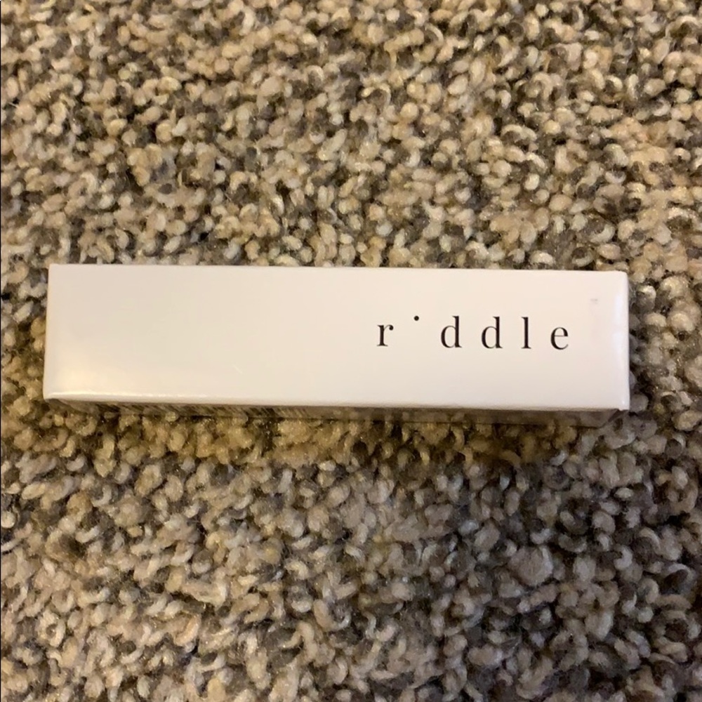 Riddle Roll on fragrance oil